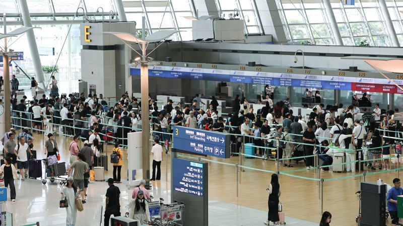 <b>인천공항</b> 항공사 네트워크 장애‥일부 항공사 <b>발권 중단</b>