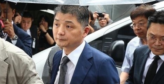 'SM 시세조종 혐의' 김범수 구속…<b>카카오</b> 약세