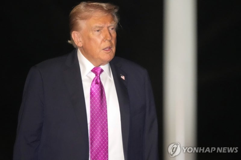 <b>트럼프</b> "<b>미중 무역협상</b> 매우 잘 됐다"