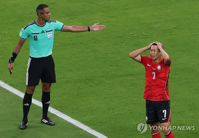 한국 우세했지만 한 방 부족…<b>체코</b>와 전반 '0-0'