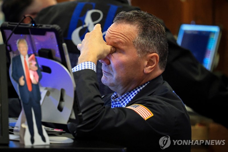 "결국 100달러 돌파"…나스닥 2.2% '급락' 고<b>유가</b>에 발목