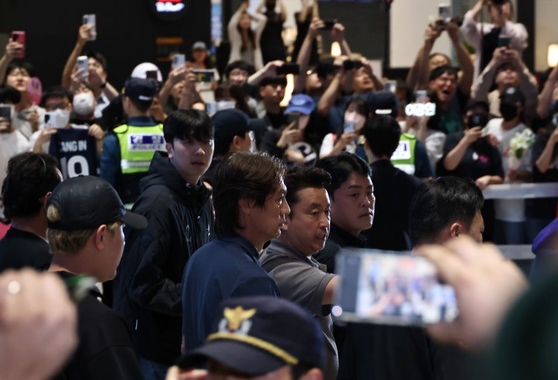 외신에 쫙 뻗친 망신살 어쩌나…주말에 사과문 올린 축구협회