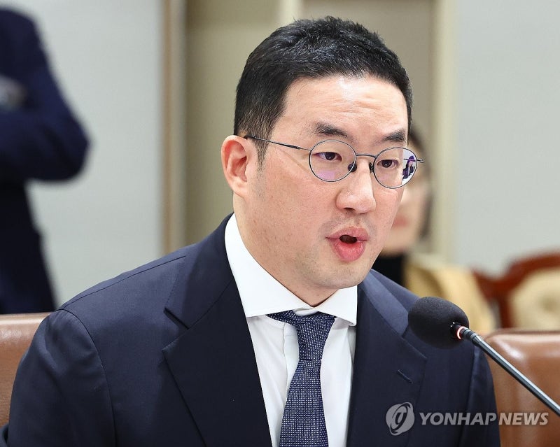 <b>구광모</b> LG 회장, 양어머니 '<b>파양 소송</b>' 1심 <b>승소</b>