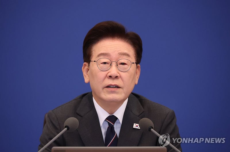 李대통령 "<b>다문화</b> 지원 필요하나 역차별 <b>정책</b> 정당화 안 돼"