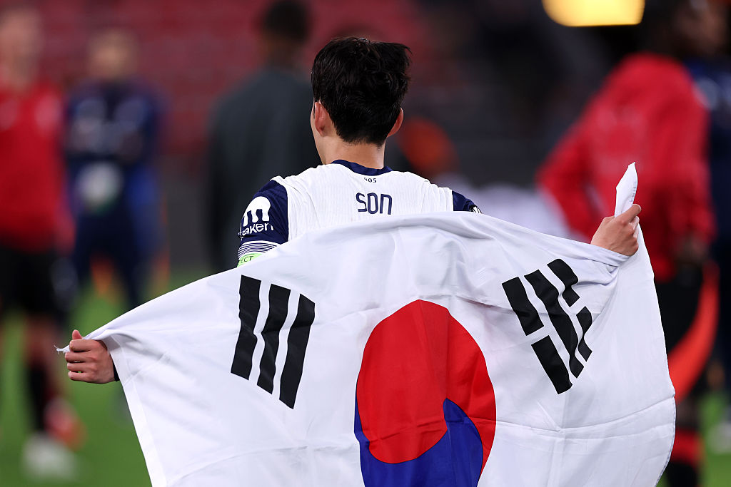 프랑크 감독, <b>손흥민 잔류</b> 시사→“2027년까지 재계약” 주장…미국행 ...