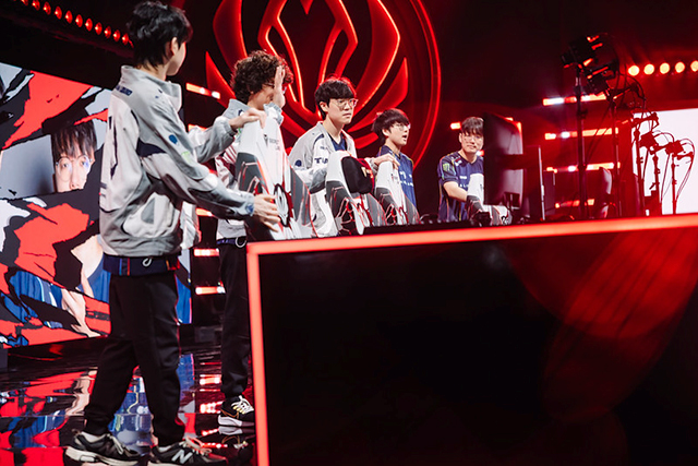 [MSI] 카르민 코프 잡은 팀리퀴드, T1과 브래킷 진출 두고 대결