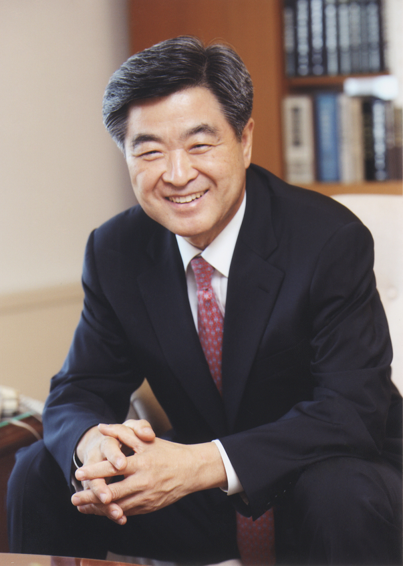 <b>권오갑</b> K리그 <b>총재</b> 신년사 "팬퍼스트를 최우선 가치로"