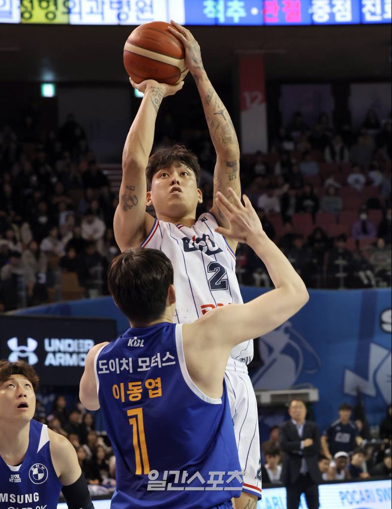 [IS 잠실] '<b>최준용</b> 3Q 16점 원맨쇼' KCC, <b>삼성</b> 꺾고 연패 탈출