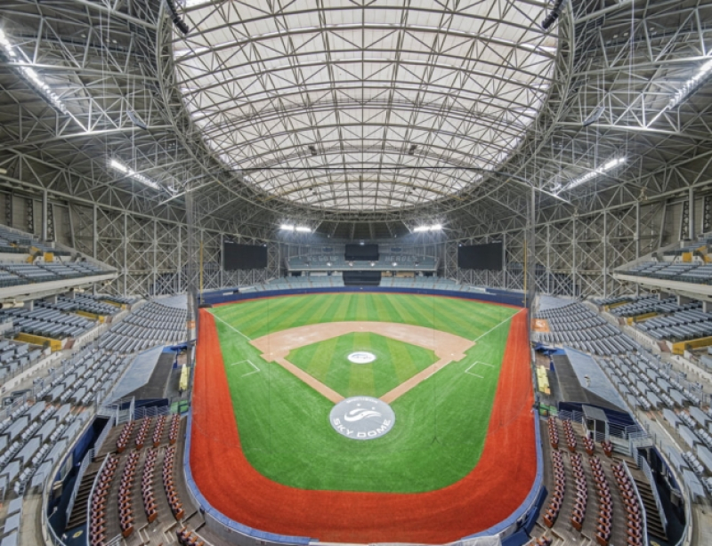 <b>고척돔</b> 잔디·조명 교체...MLB <b>서울 시리즈</b> 앞두고 '꽃단장'