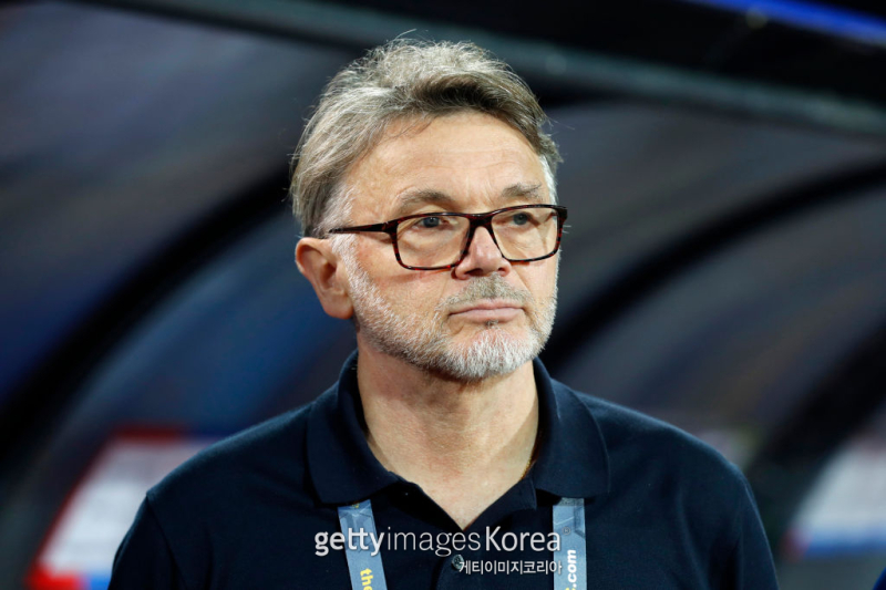 <b>박항서</b> 시절 그리운 베트남축구…"<b>트루시에</b> 부임 후 공격·수비 모두 퇴보"