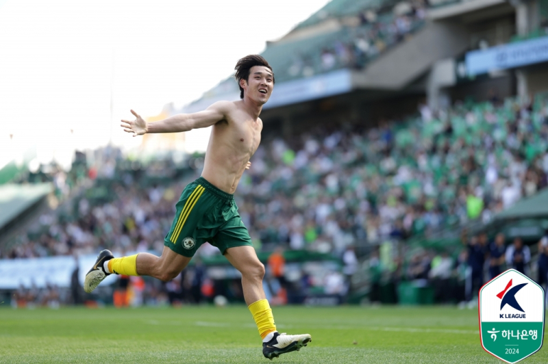 <b>송민규</b>, 시원하게 벗었다…<b>전북</b> 7G 만의 첫 승→<b>광주</b>는 충격의 5연패 늪