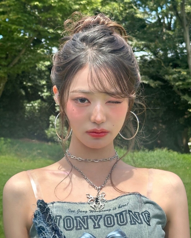 장원영 인스타그램 업로드💙