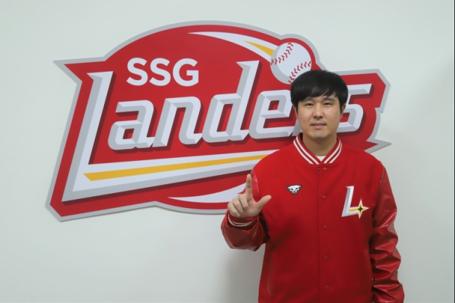 [IS 이슈] 파격에 가까운 무옵션 110억원 보장 계약, 김재현 단장 가장 강한 메시지