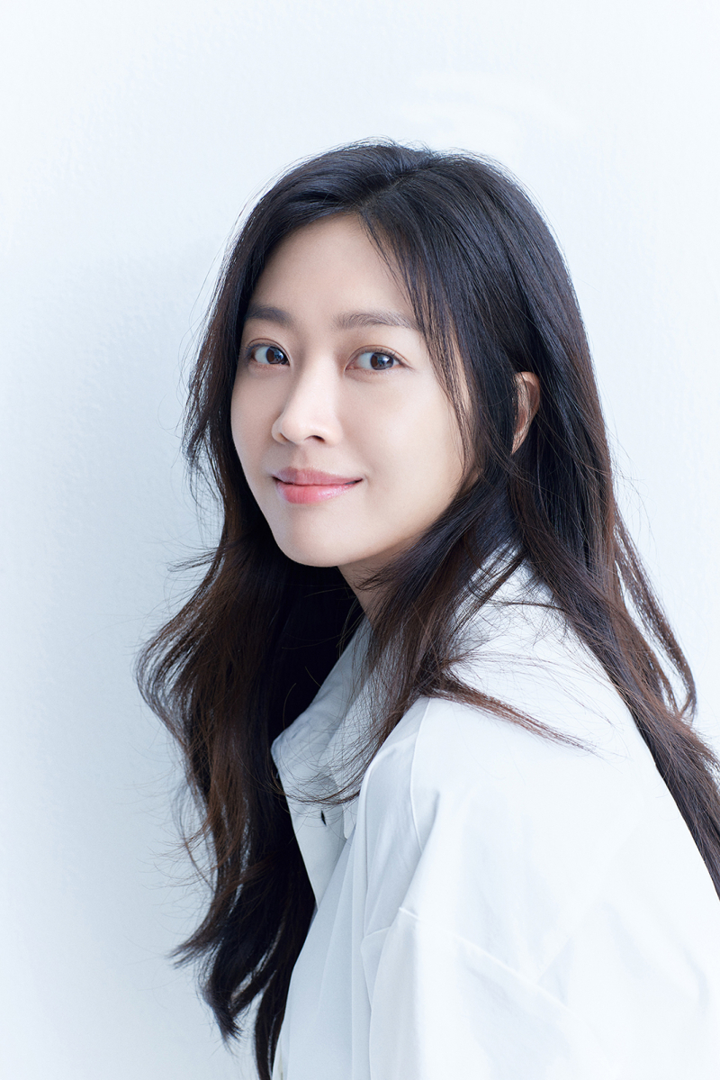 ‘<b>탄금</b>’ 조보아 “남편, 멜로신 이해해줘…나보다 아까워” [인터뷰...