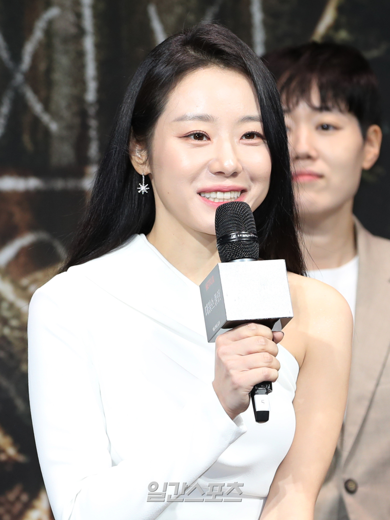 ‘서울대 의사’ <b>이시원</b>, 딸 출산…‘<b>데블스플랜</b>’ 이후 깜짝 소식 [...