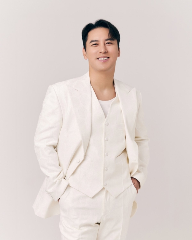 <b>장민호</b> 측, 매니저 <b>사칭</b> 노쇼 <b>사기</b> 피해 주의 당부 [전문]