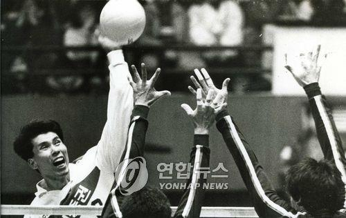'<b>남자 배구</b> 레전드' <b>장윤창</b> 교수, 지병으로 <b>별세</b>...향년 65세