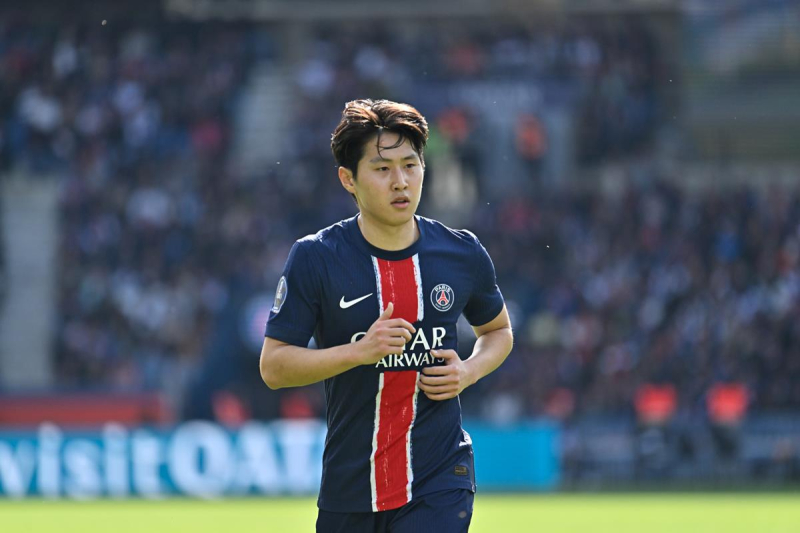 PSG, <b>이강인</b> <b>이적</b> 2번 거절했다…끈질긴 <b>나폴리</b> “콘테가 LEE 좋아할 것”