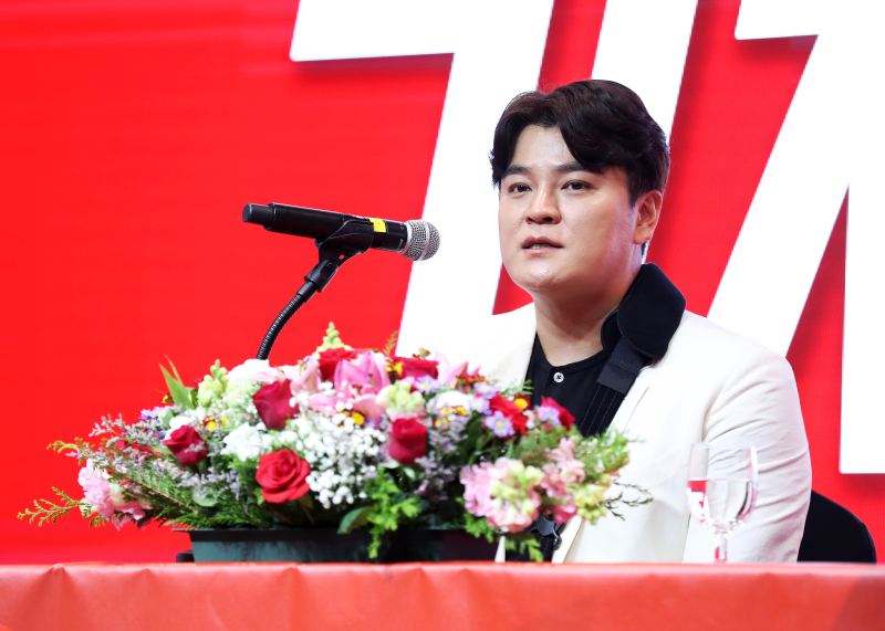 <b>추신수</b> SSG 구단주 보좌역, 14일 <b>은퇴식</b>…테마는 ‘나눔’