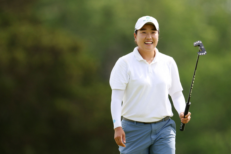 200번째 LPGA 대회에서 12년 만의 우승을, <b>이일희 숍라이트 클래식</b> 1R '깜...