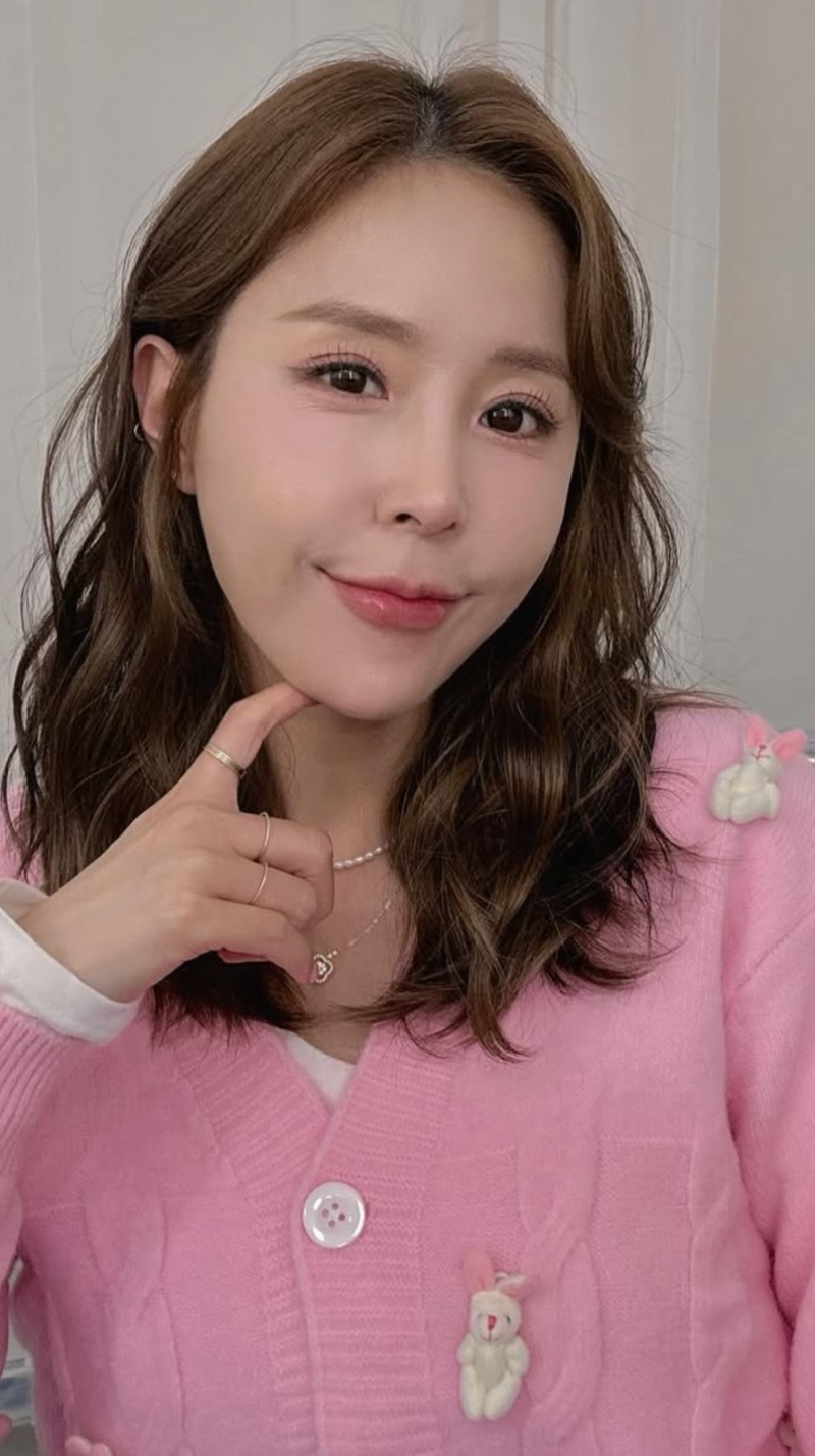 <b>신지</b>, <b>문원</b>과 내년 상반기 <b>결혼</b>… 26일 듀엣곡도 발표 [공식]