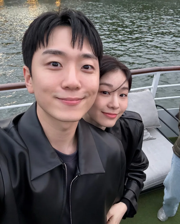 <b>김연아</b><b>고우림</b>, “5월의 <b>파리</b>”… 전역 후 <b>여행</b> 근황