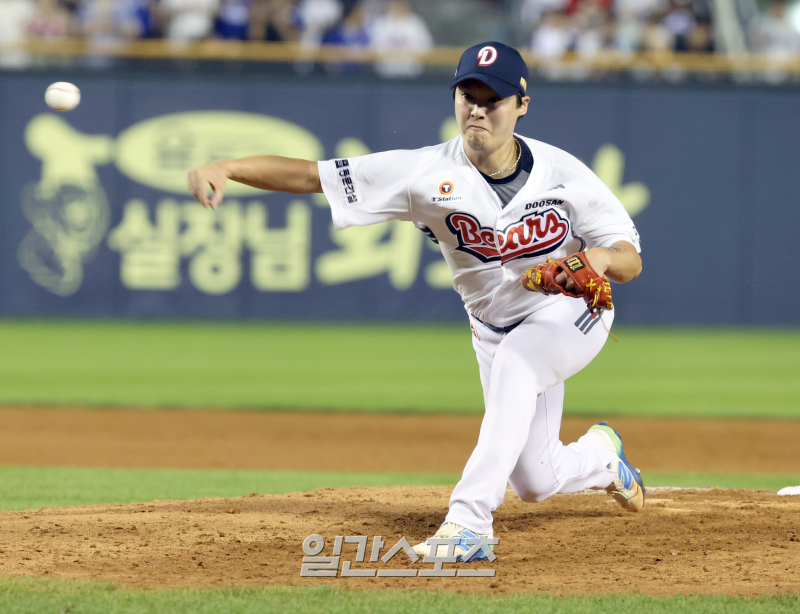 박치국 투구 향한 최고의 찬사...<b>조성환</b> <b>대행</b> "마운드에 있으면 편안한...