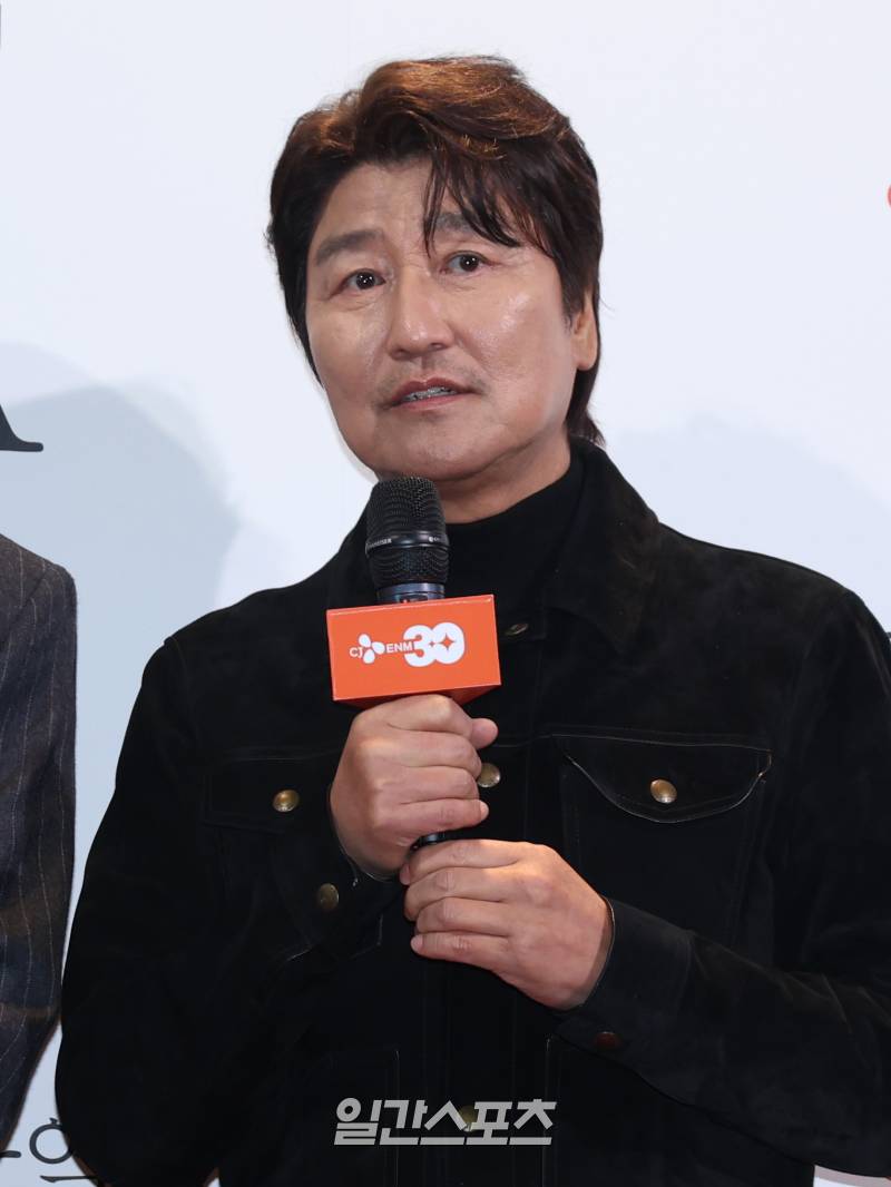 송강호, <b>드라마</b> ‘<b>내부자들</b>’ 스케줄상 하차…“<b>제작</b> 재정비 중” [공식...