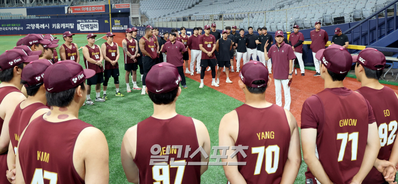 프로야구 선수협 "의혹 종합선물세트 <b>키움</b>, 프로야구 발전 저해 행위 중...