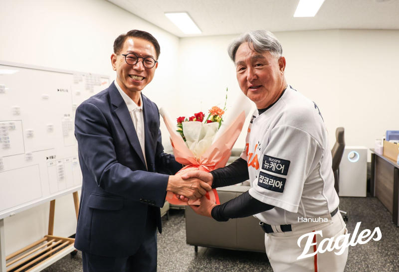 '한화 부임 후 <b>100승</b>' <b>김경문 감독</b>, 1000승까지도 '-4' [IS 승장]