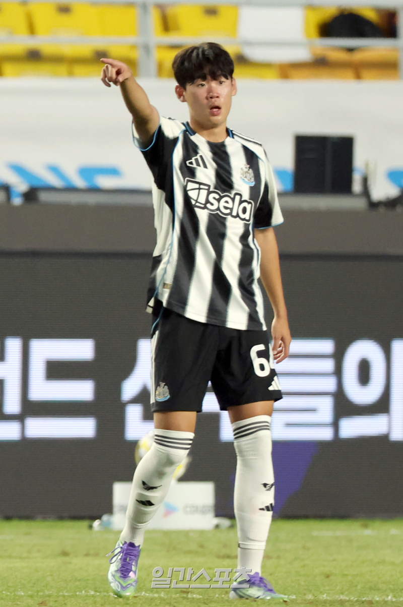 [포토] <b>박승수</b>, 수원에서 <b>데뷔전</b>