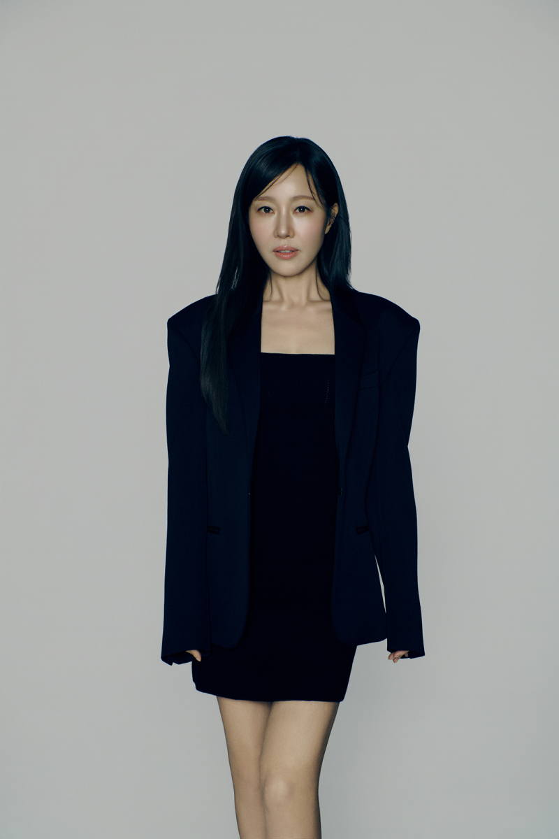 ‘<b>독수리 5형제</b>’ <b>엄지원</b> “안재욱과 베스트커플상 기대…멜로 욕심나...