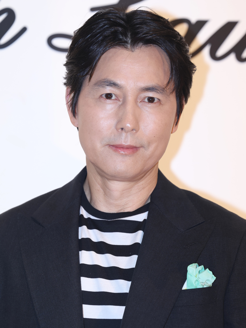 <b>정우성</b>, 여자친구와 <b>혼인신고</b>? 소속사 “확인 중”