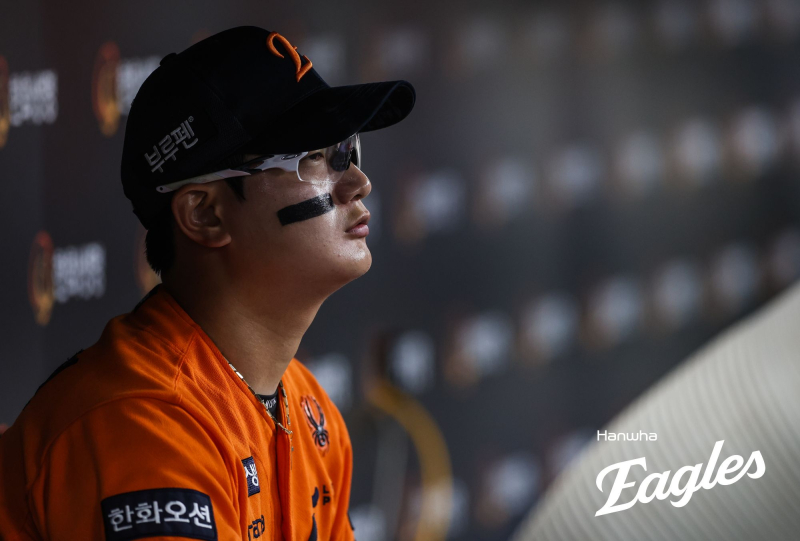 "얼마나 더 잘 던져야 하느냐"고 감쌌는데, ERA 32.40 한화 초보 마무리...