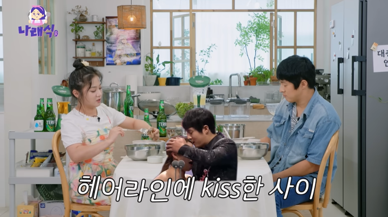 <b>기안84</b> “<b>박나래</b> 이마 키스, 한혜진이 시켜…전현무에 질투” (나래식)