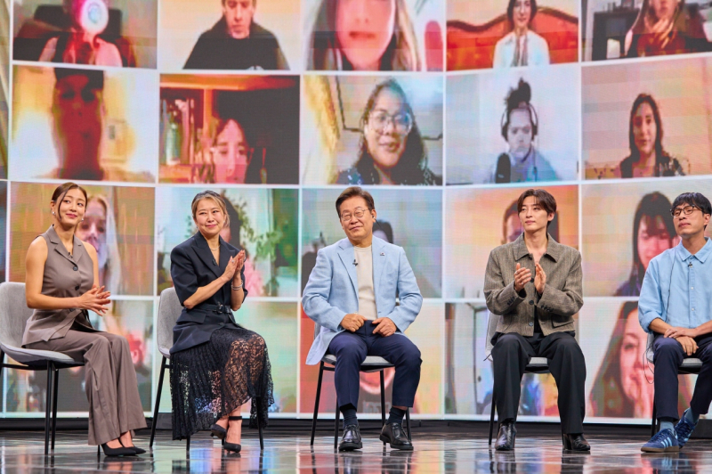 李대통령→국중박 만난 ‘케데헌’…<b>매기</b> 강 <b>감독</b> “韓문화, 한계 없다...