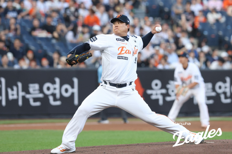 <b>류현진</b>도 막지 못한 패패패패패...날개 없는 독수리의 추락, 두산은 시...