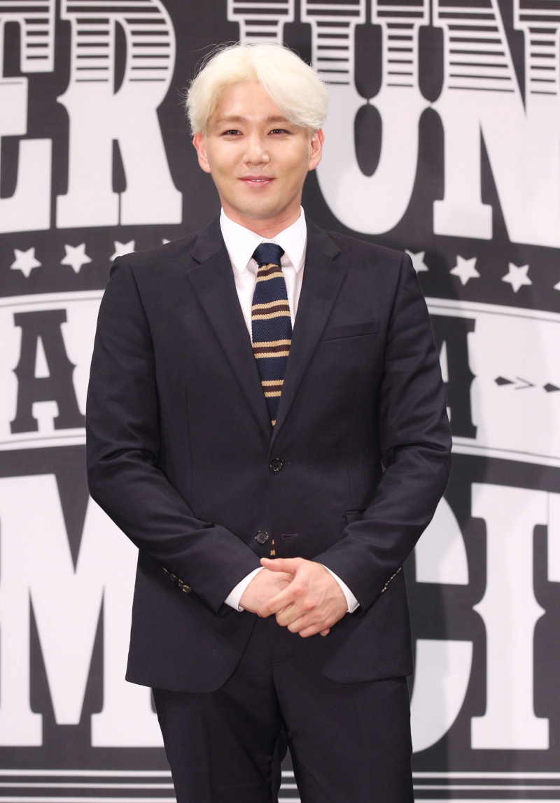 <b>강인</b>, 前 소속팀 <b>슈퍼주니어</b> 20주년 공연 객석서 관람 (‘<b>슈퍼</b>쇼 10’)
