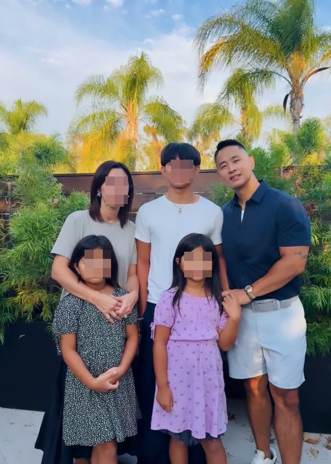 ‘병역 기피 논란’ <b>유승준</b>, 유튜브 복귀 이어 <b>가족</b>과 평화로운 일상