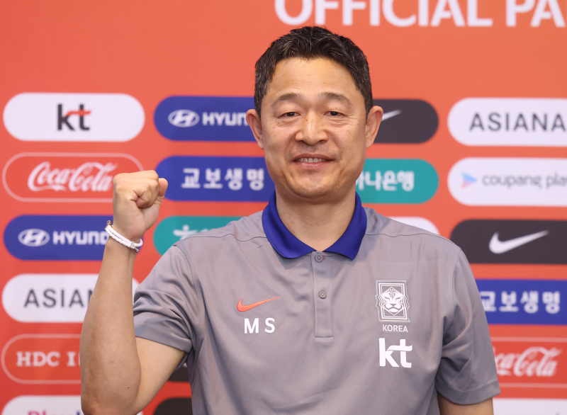이민성호 <b>U-22 대표팀</b>, ‘06년생’ 김민수·양민혁 발탁…10월 사우디서...