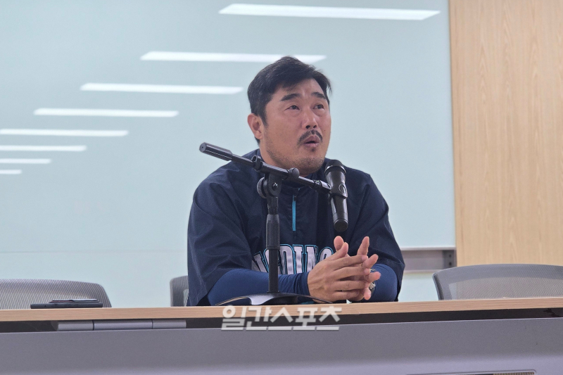 "선수들에게 미안" 호부지 이호준 NC 감독이 울었다, "선수들 아픈데도...