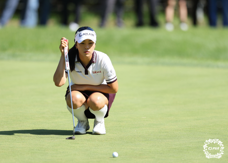 <b>윤이나</b>·신지은, <b>LPGA</b> 투어 <b>뷰익</b> 상하이 첫날 1타 차 공동 2위