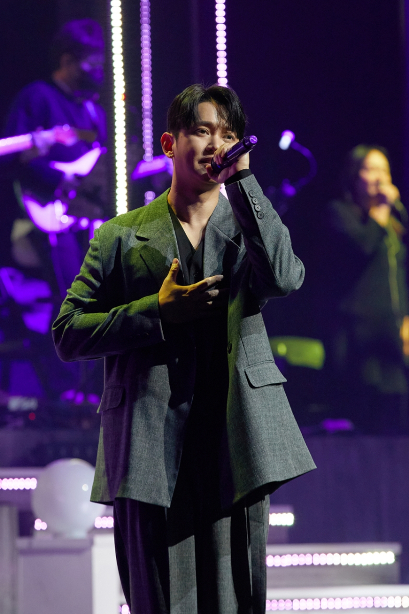 노을 <b>강균성</b>, <b>성매매 루머 해명</b> “룸살롱 가본 적도 없어”