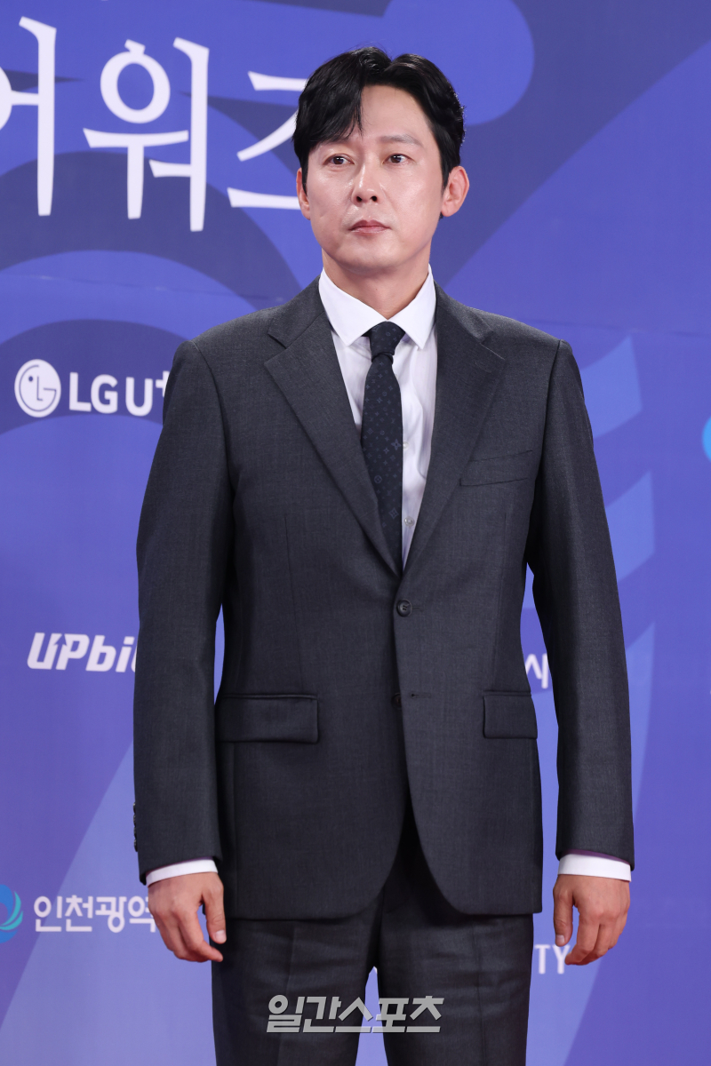 <b>박병은</b>, <b>호두앤유</b>와 <b>전속계약</b>…김혜수·신하균과 한솥밥 [공식]