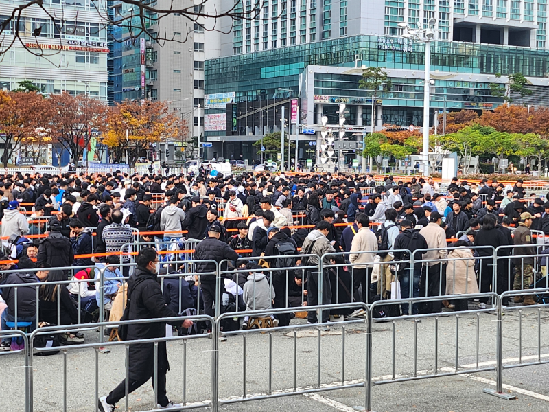 "부산에 생기가 돕니데이~" 우려 딛고 선방한 '<b>지스타</b> 2025'