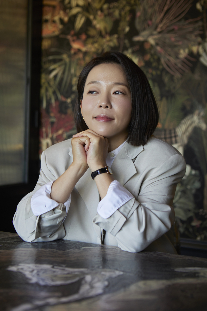 ‘<b>자매다방</b>’ <b>정이랑</b> “박정민에 반하고 설렜다...화사에도 감사” [인...