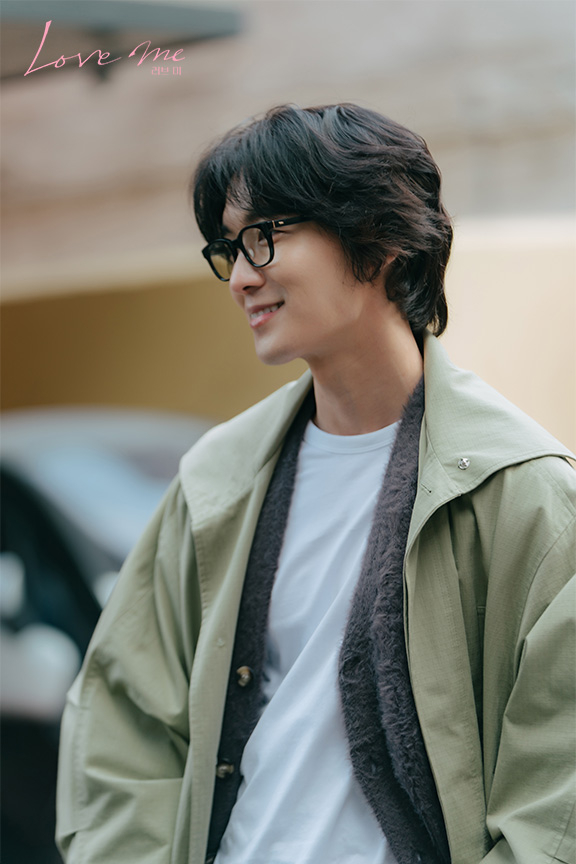 《Love Me》演員張栗展現溫柔魅力：與徐玄振互動掀起劇中亮點