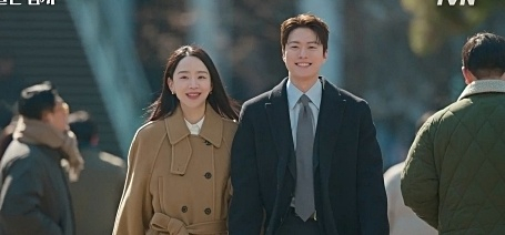“함께해요 어떤 삶이든” 신혜선공명, 꽉 막힌 해피엔딩… ‘<b>은밀한</b>...