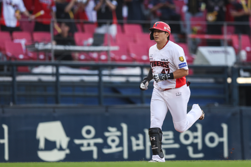 [IS 광주] '8회 집중력' <b>KIA</b>, '괴물 불펜' 리오스 무너뜨리고 LG 4연승 저...
