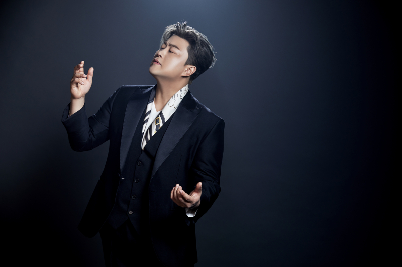 김호중, 멜론 누적 스트리밍 50억 회 돌파…역대 6번째 '골드클럽' 입성
